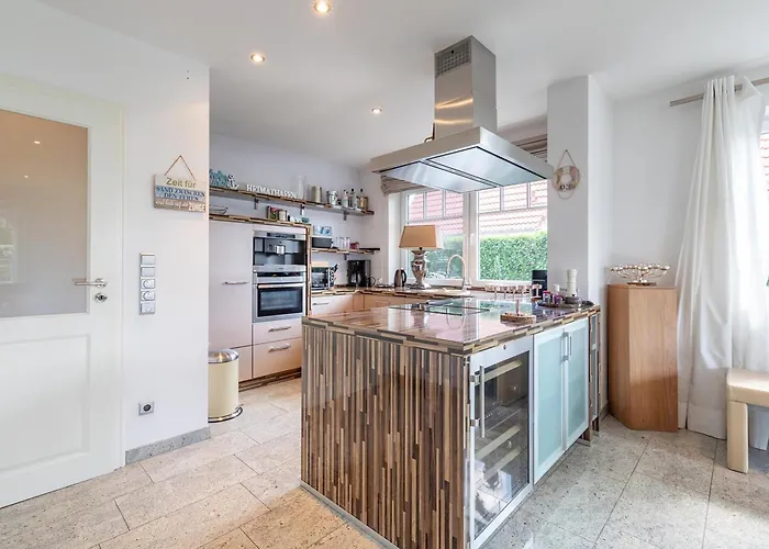 Ocean Living Apartment